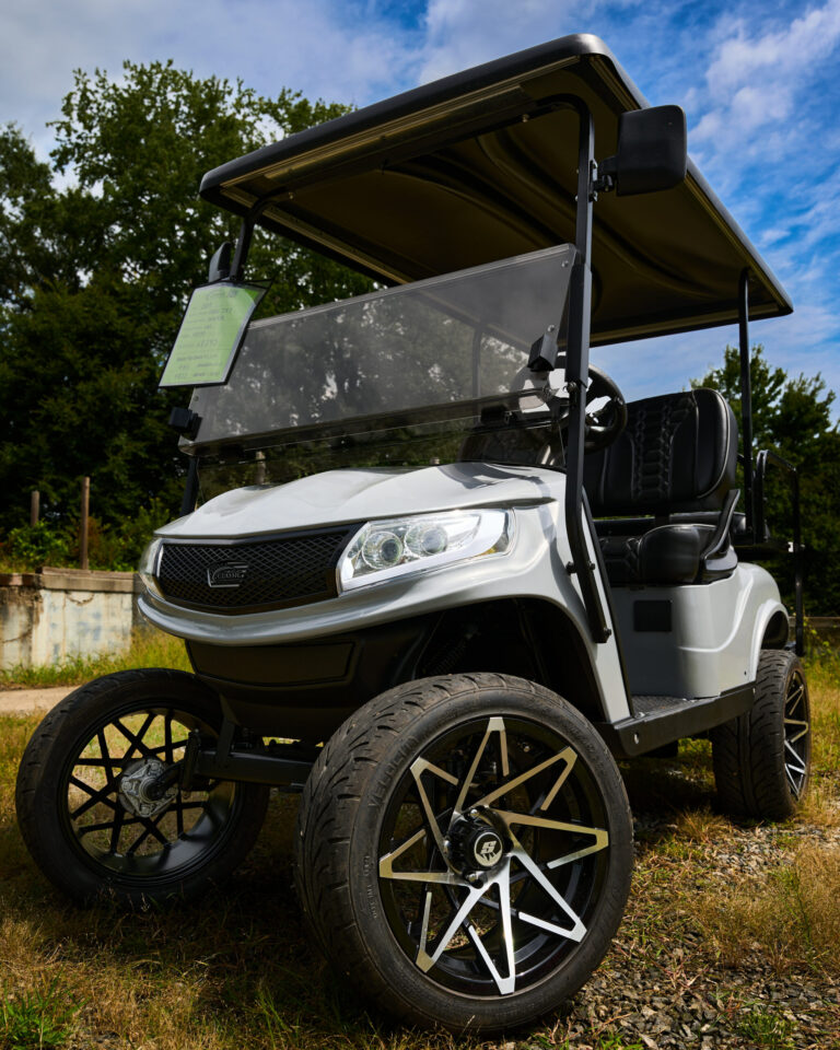 2019 EZGO TXT - Gas EFI, Silver, Lifted
