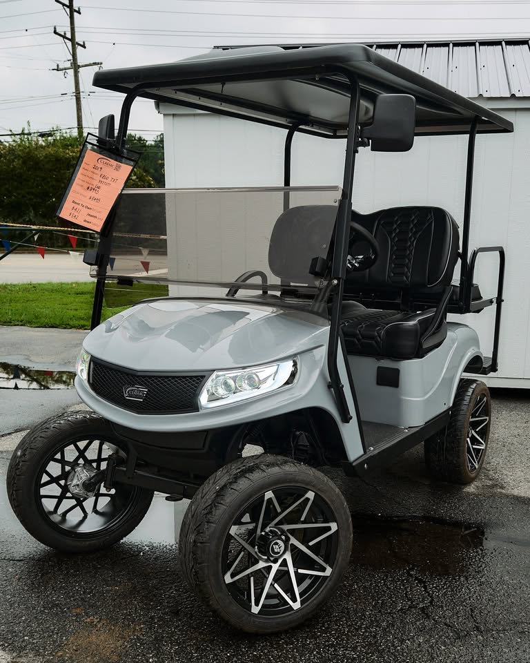 2019 EZGO TXT - Gas EFI, Silver, Lifted