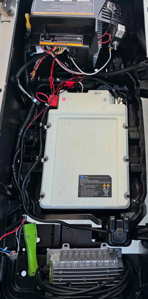 2022 Ezgo Rxv Elite (Lithium)