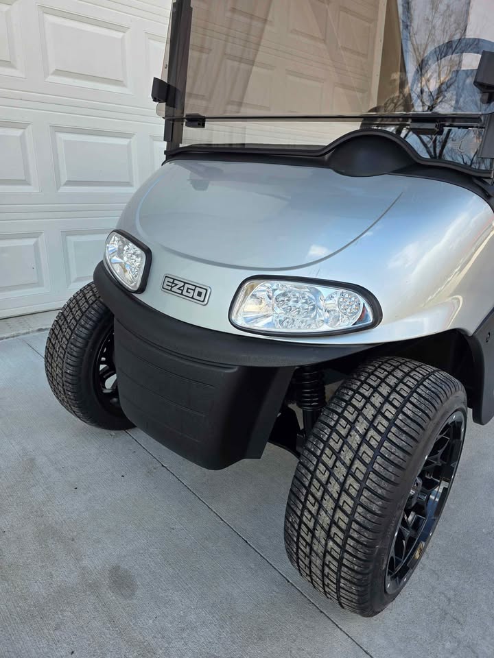 2021 Ezgo Rxv Gas EFI
