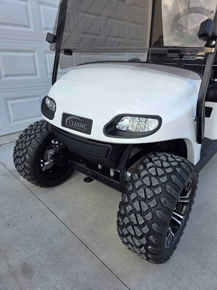 2019 Ezgo Txt (New Lithium)