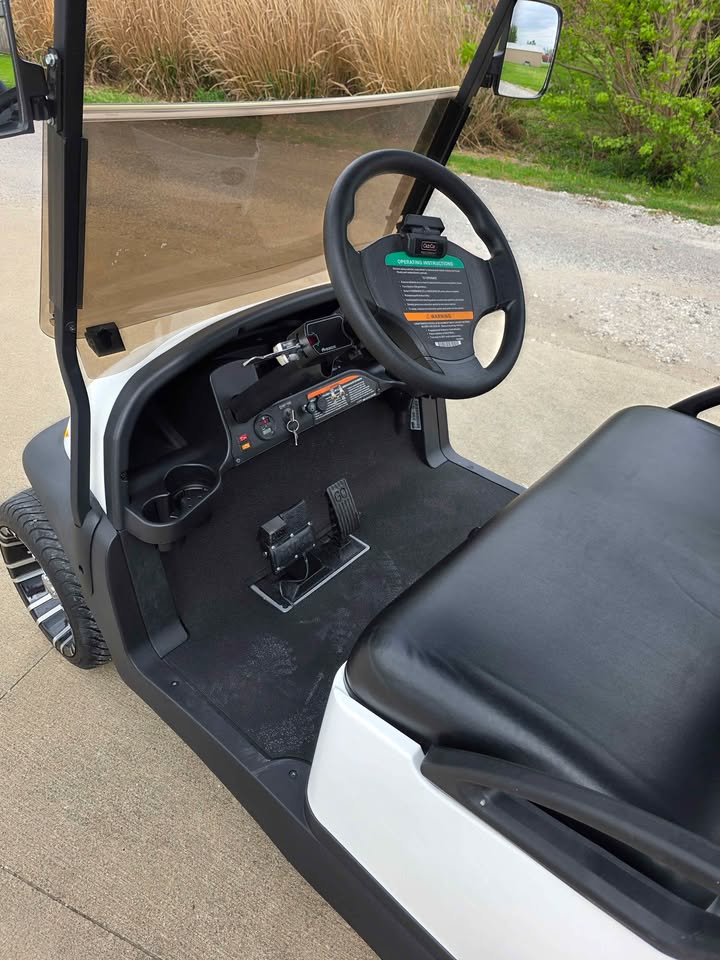2020 Club Car Precendent
