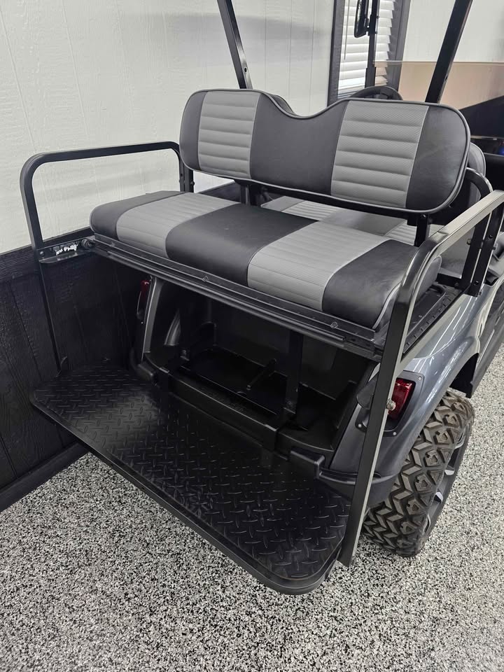 2018 EZGO RXV GAS