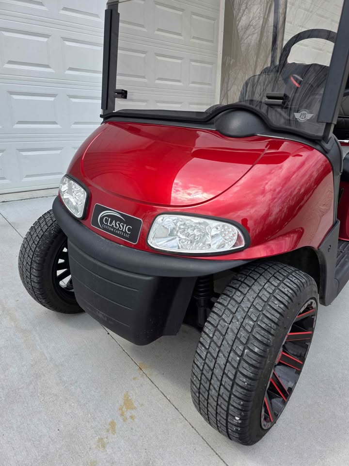 2017 EZGO RXV