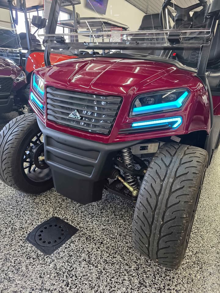 2025 Sierra AX4