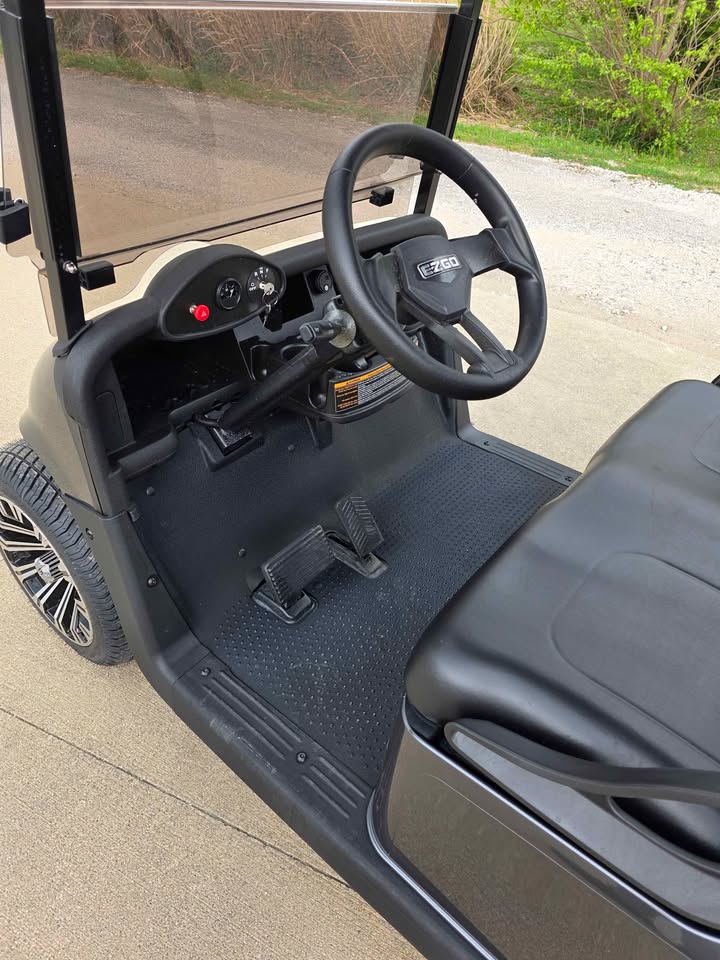 2020 EZGO RXV ELITE
