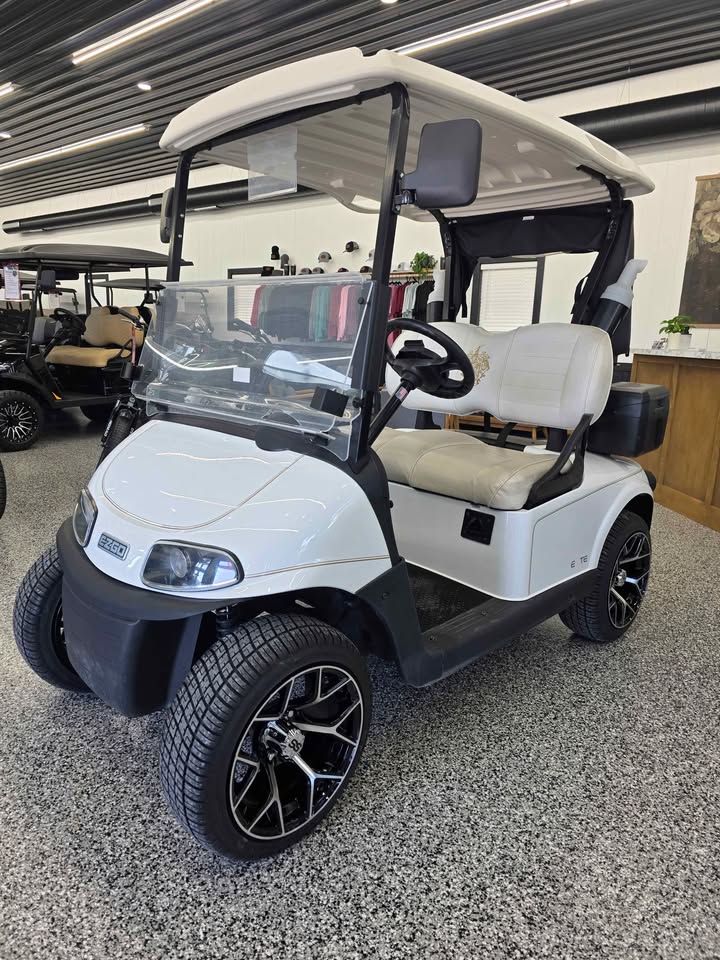 2022 Ezgo Rxv Elite (Lithium)