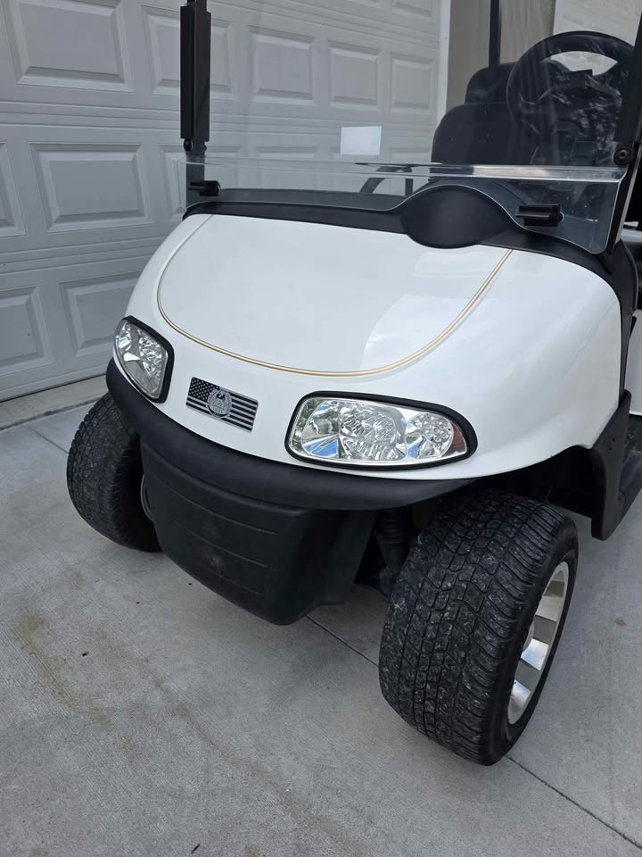 2017 Ezgo Rxv