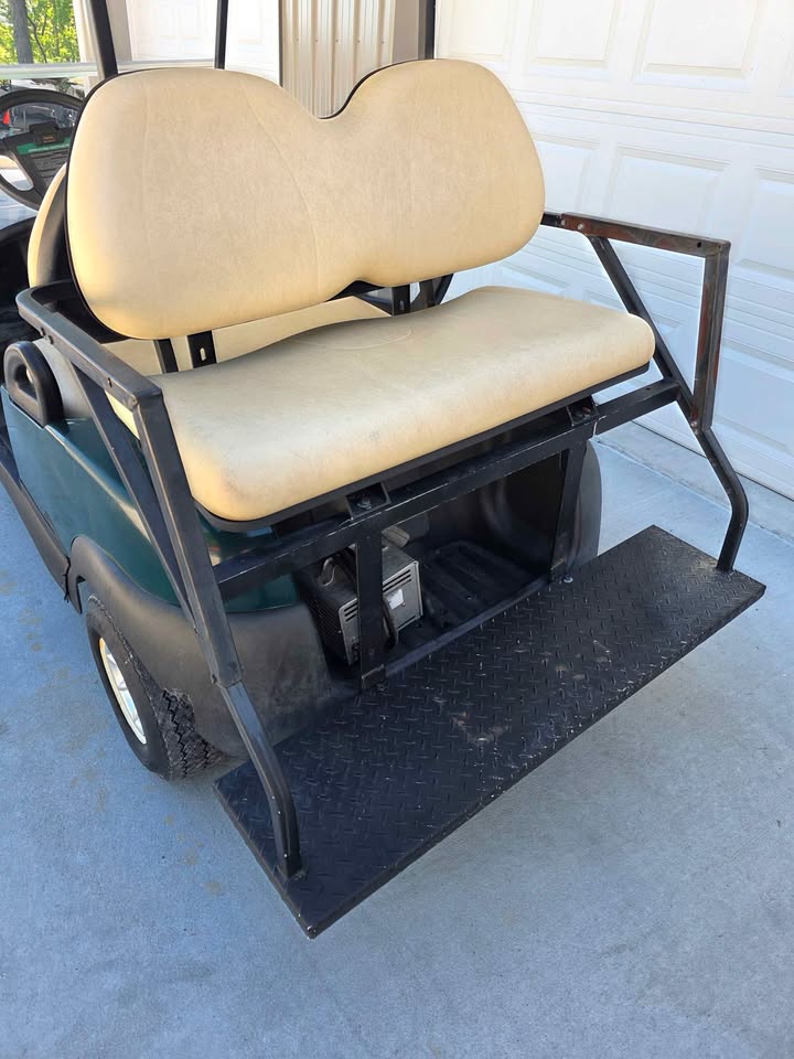2005 Club Car Precedent