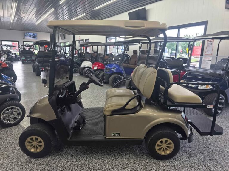 2022 EZGO RXV